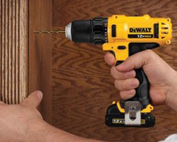 Máy khoan pin Dewalt có xuất xứ từ nước nào? Có tốt không?